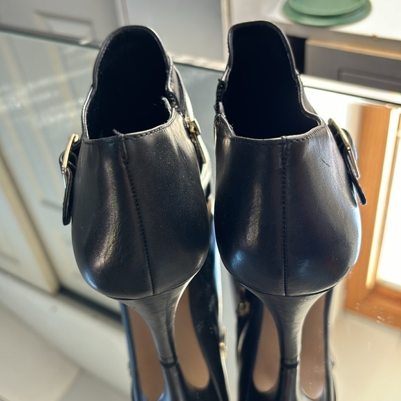 Vince Camuto black leather boots - Picture 2 of 9